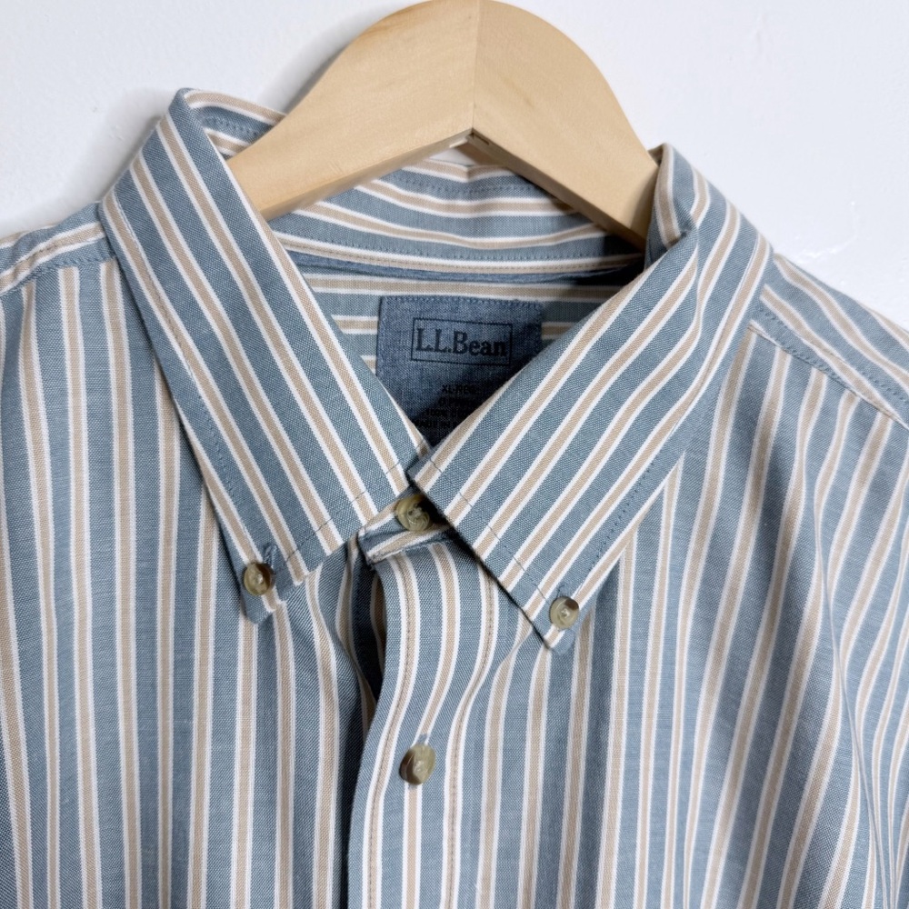 L.L. Bean Men XL Long Sleeves Button Down Shirt Blue Tan Striped Workwear Casual